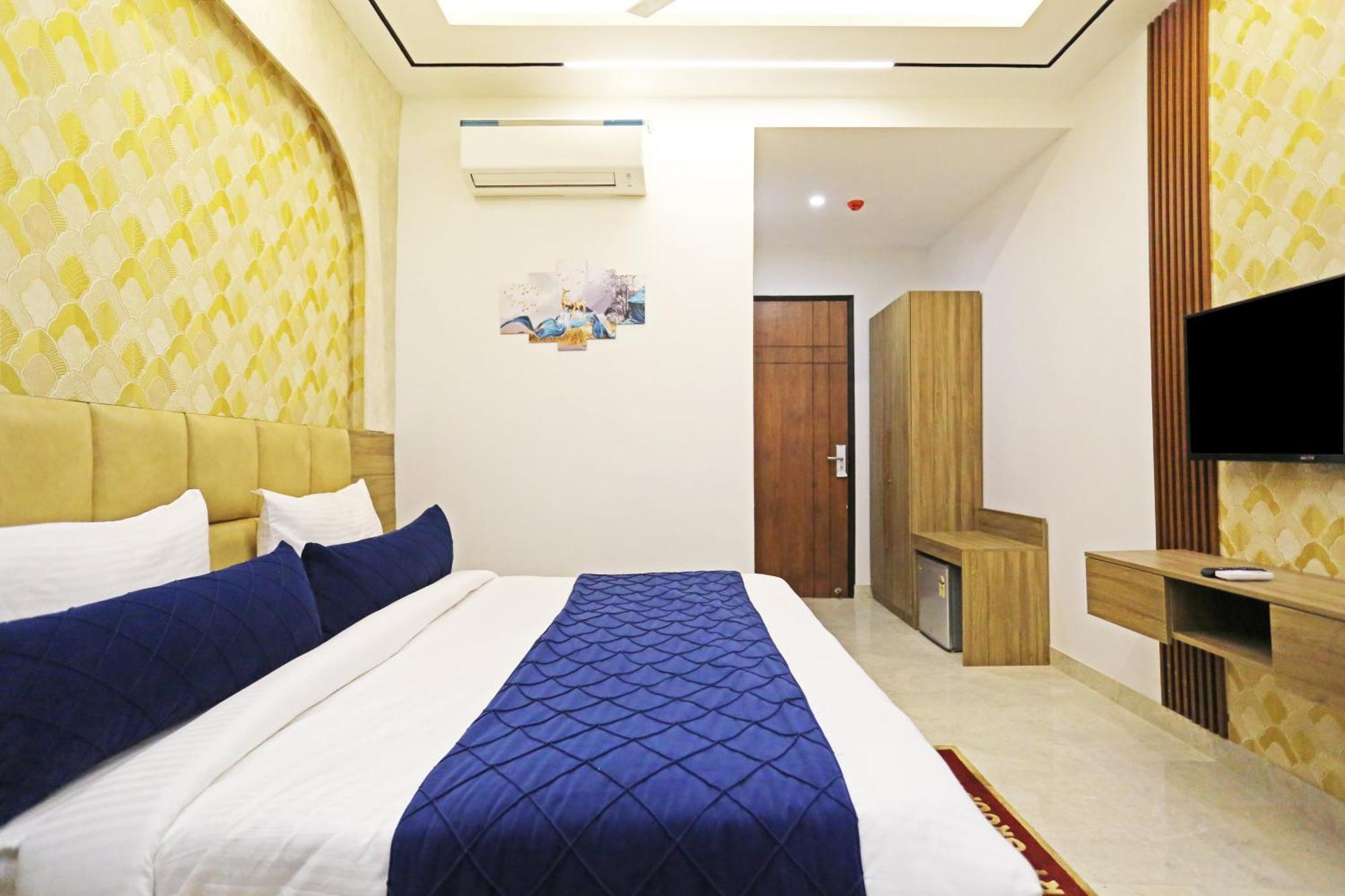 Hotel Hsp Plaza Нью-Дели Экстерьер фото