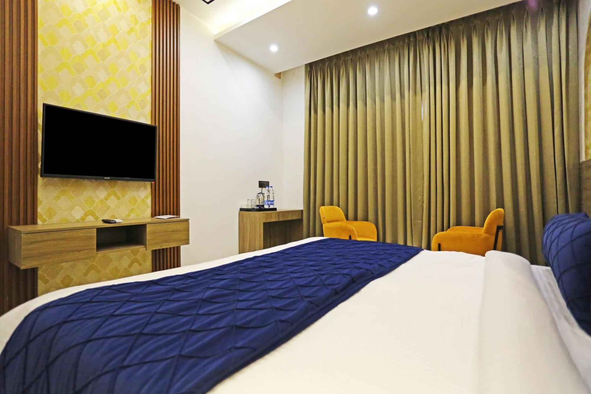 Hotel Hsp Plaza Нью-Дели Экстерьер фото