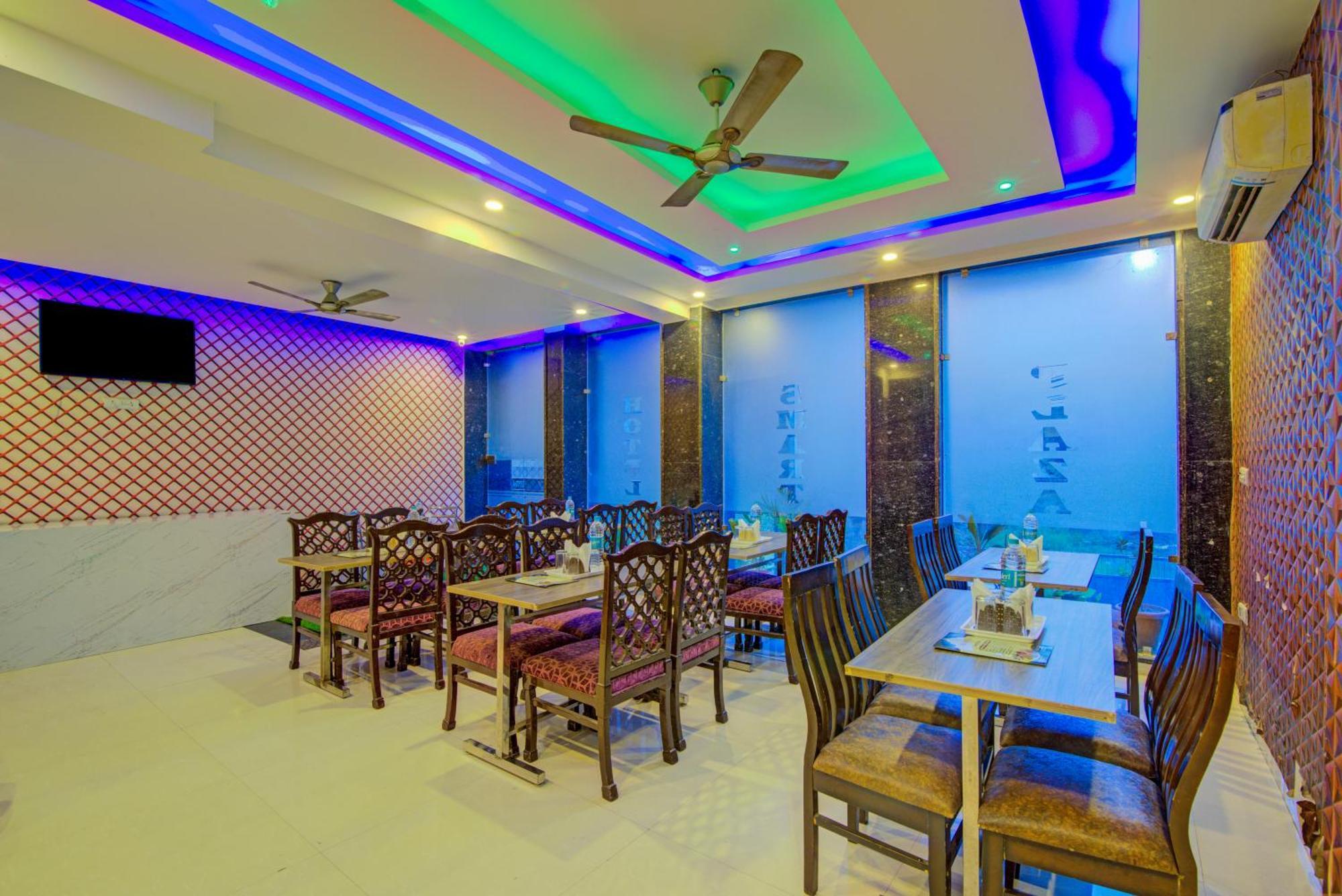 Hotel Hsp Plaza Нью-Дели Экстерьер фото